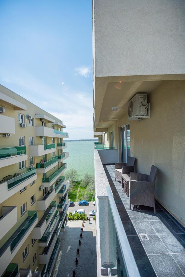 Moonlight Sky Mamaia Apartment Eksteriør bilde