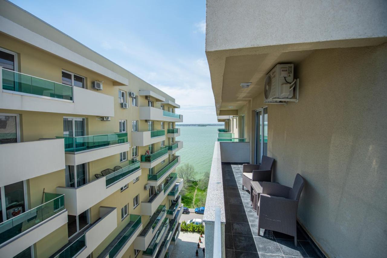 Moonlight Sky Mamaia Apartment Eksteriør bilde