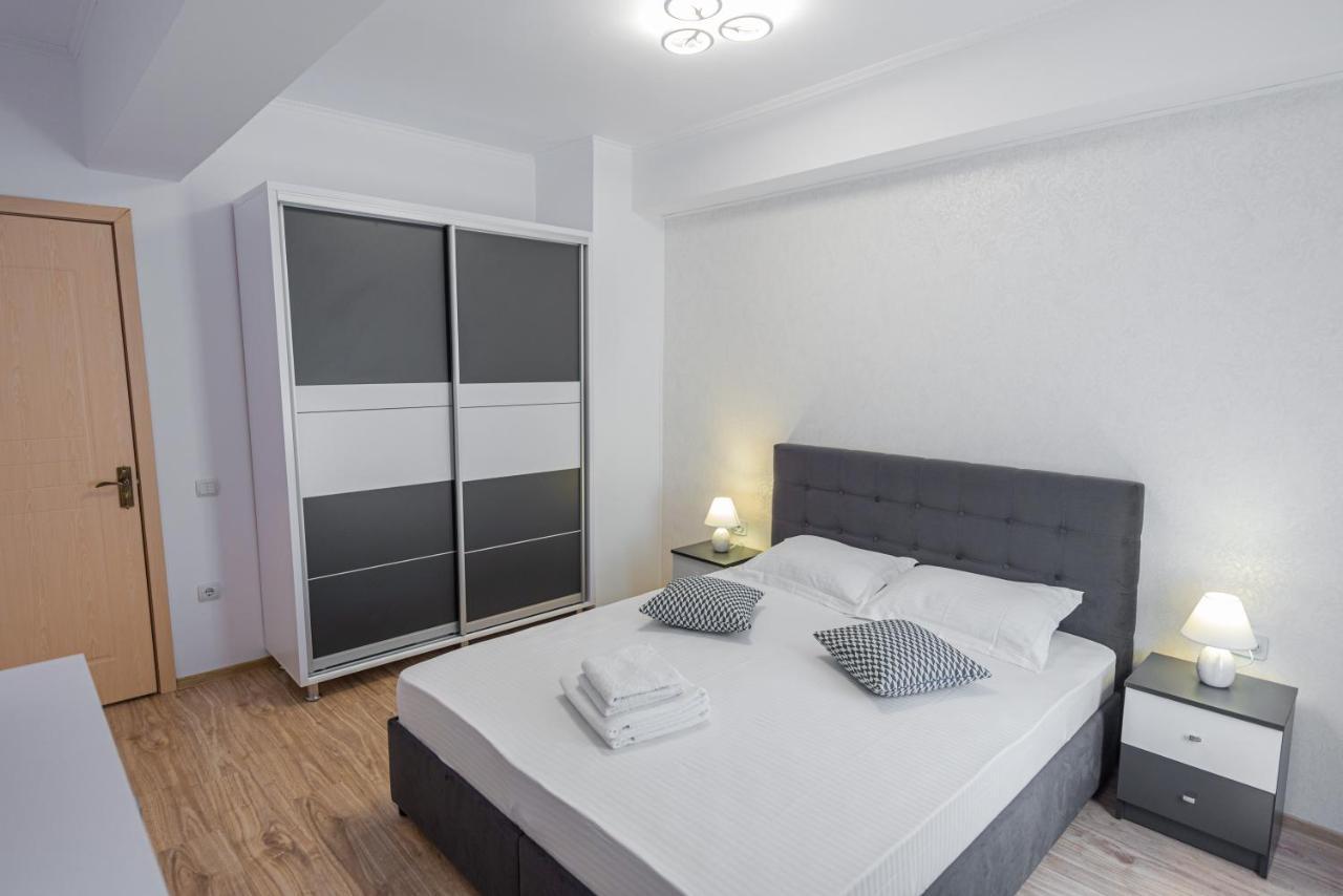 Moonlight Sky Mamaia Apartment Eksteriør bilde